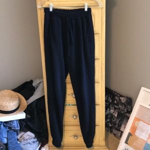 Black brandy Melville sweatpants
